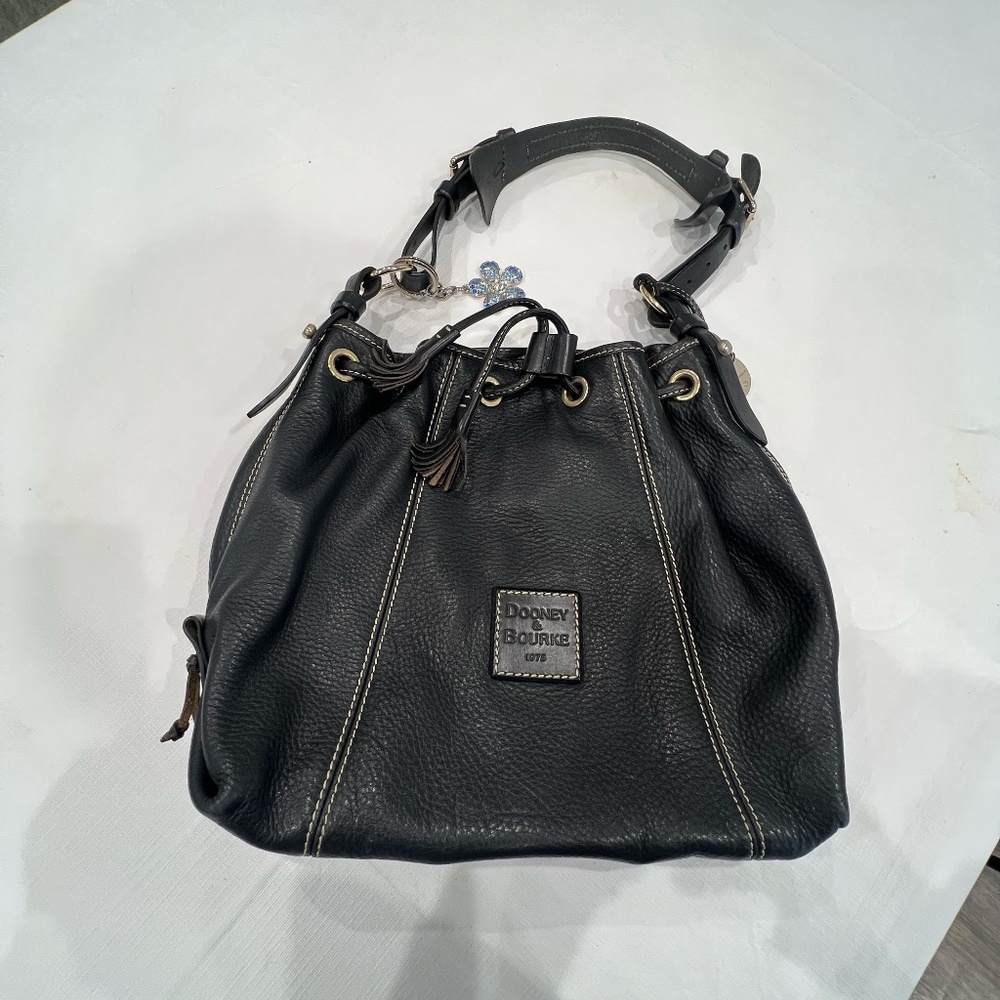 DOONEY & BOURKE BUCKET BAG
